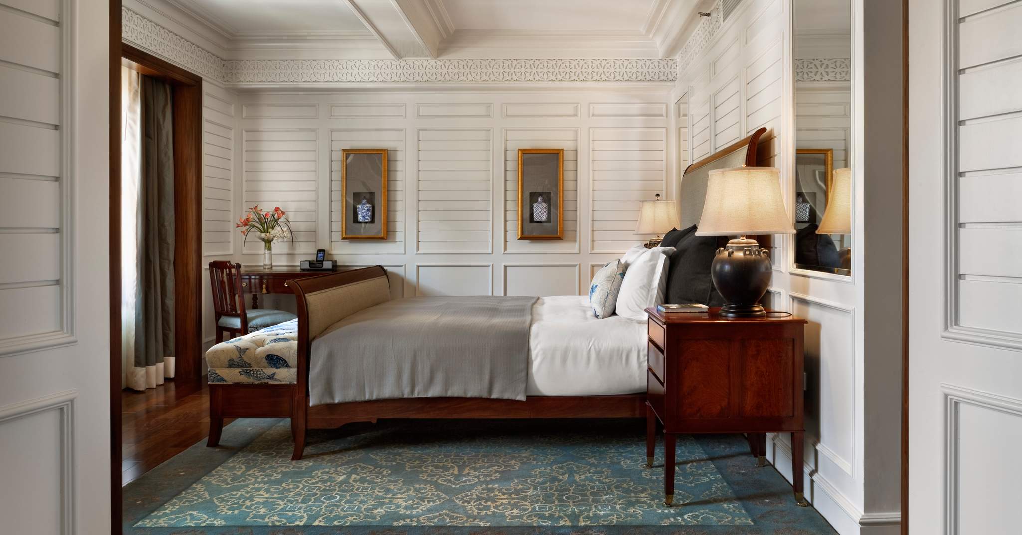 Hotel Plaza Athenee New York