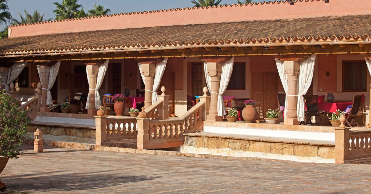 Agroturismo Es Revellar Art Resort