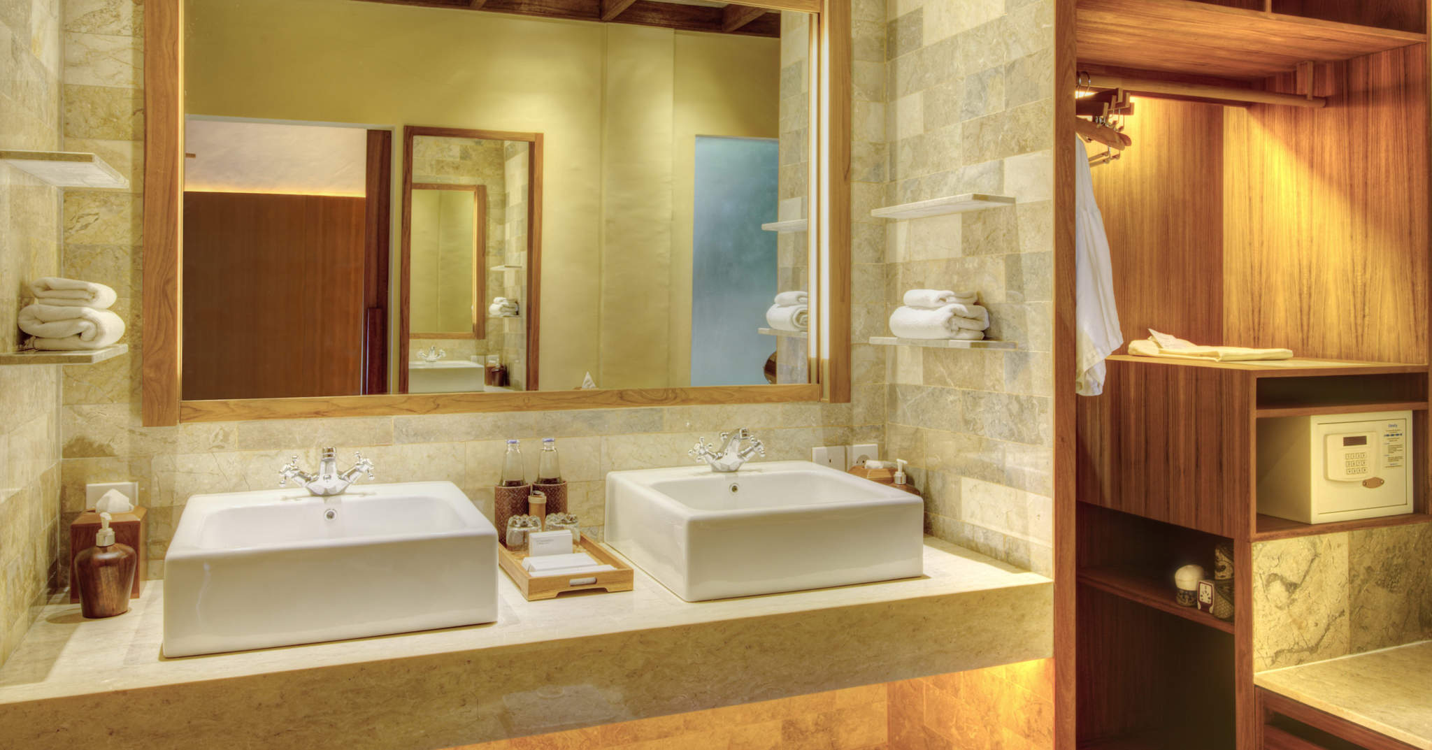 Komaneka at Monkey Forest