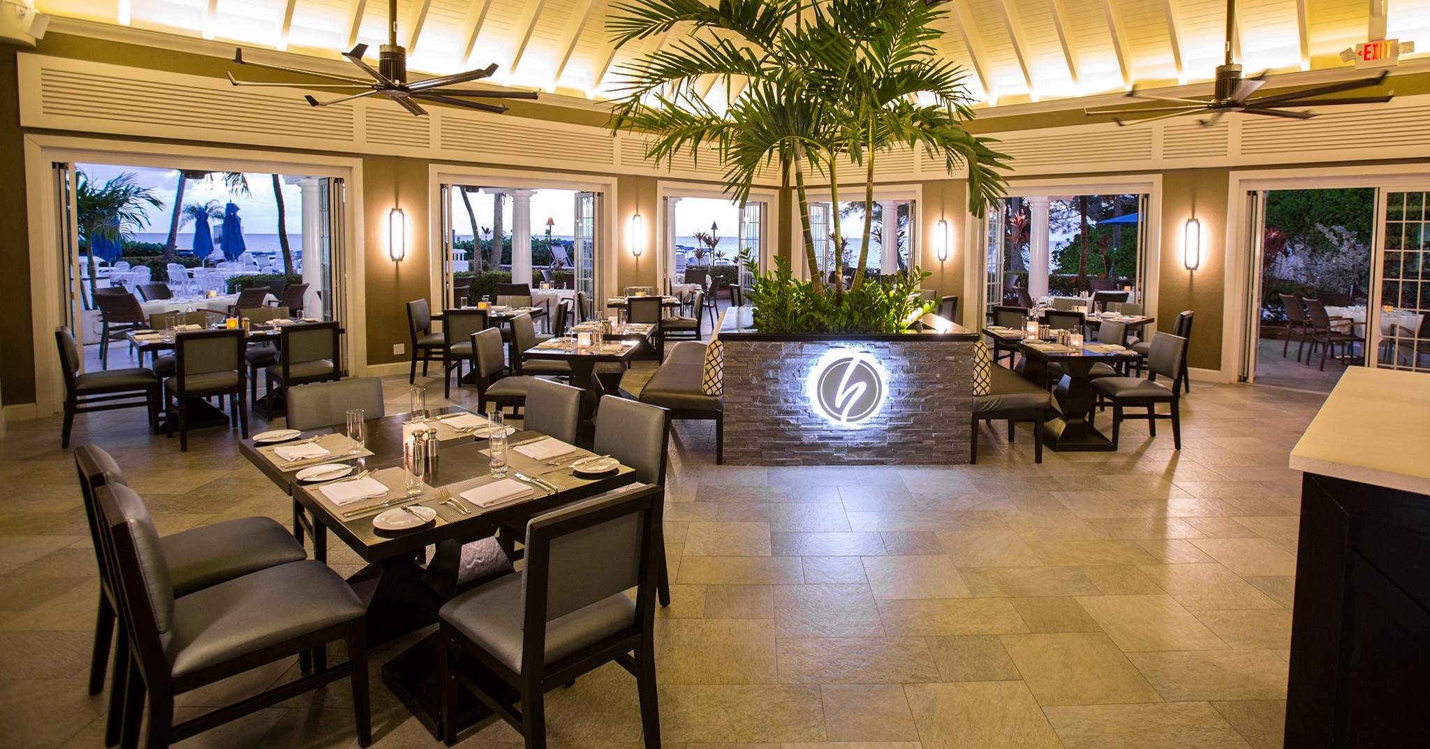 Grand Cayman Beach Suites