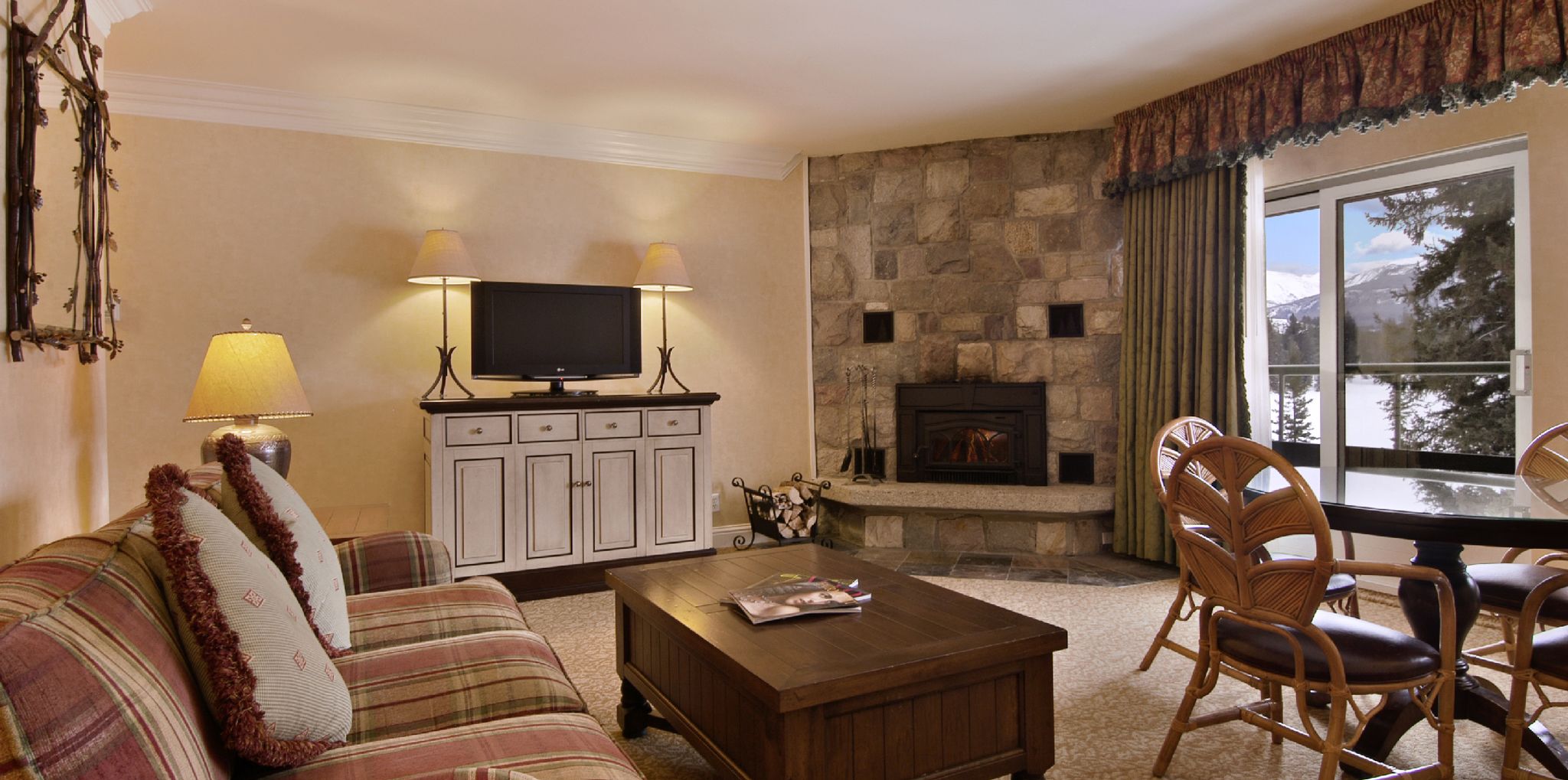 Fairmont Jasper Park Lodge