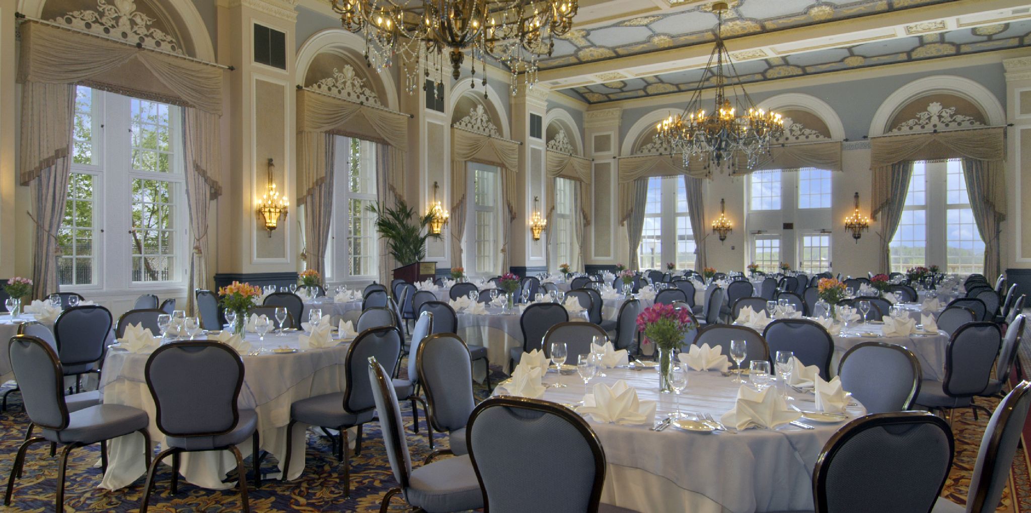 Fairmont Hotel Macdonald