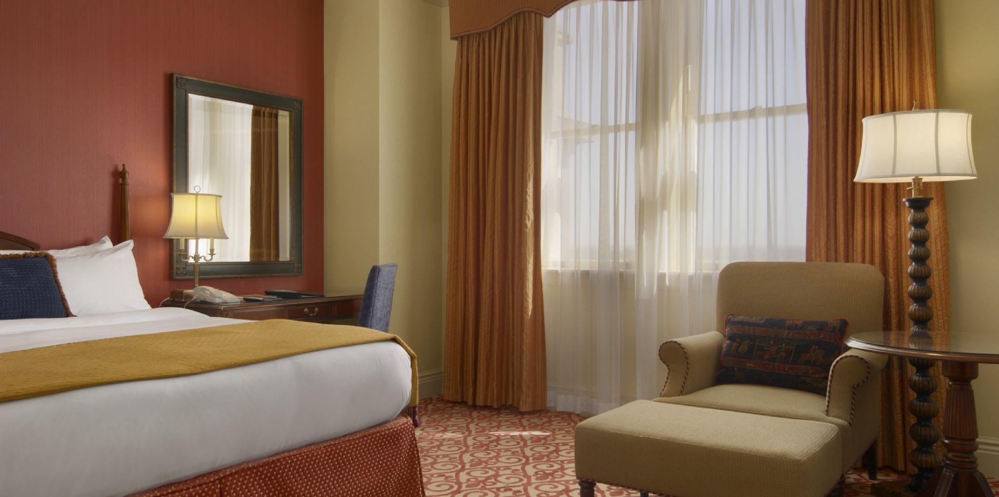 Fairmont Hotel Macdonald