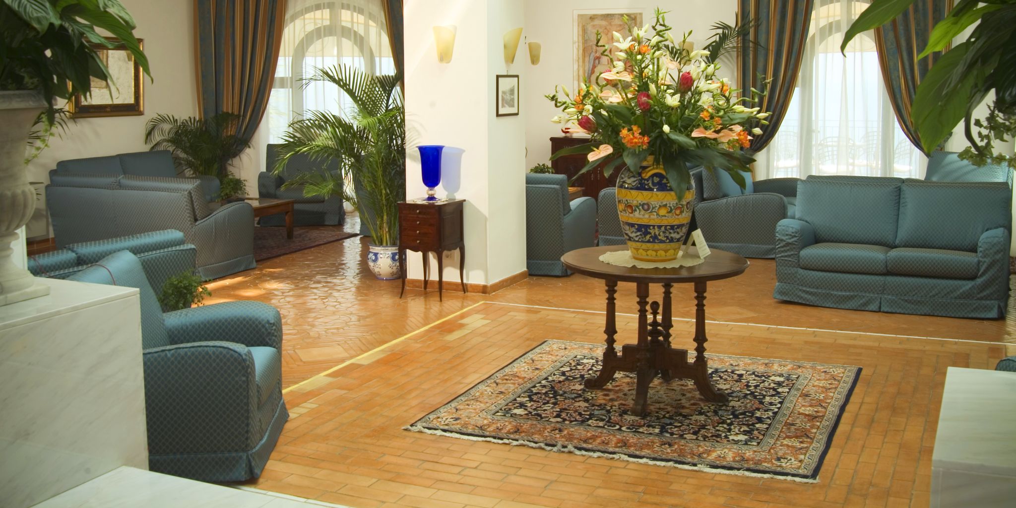 Furore Inn Resort