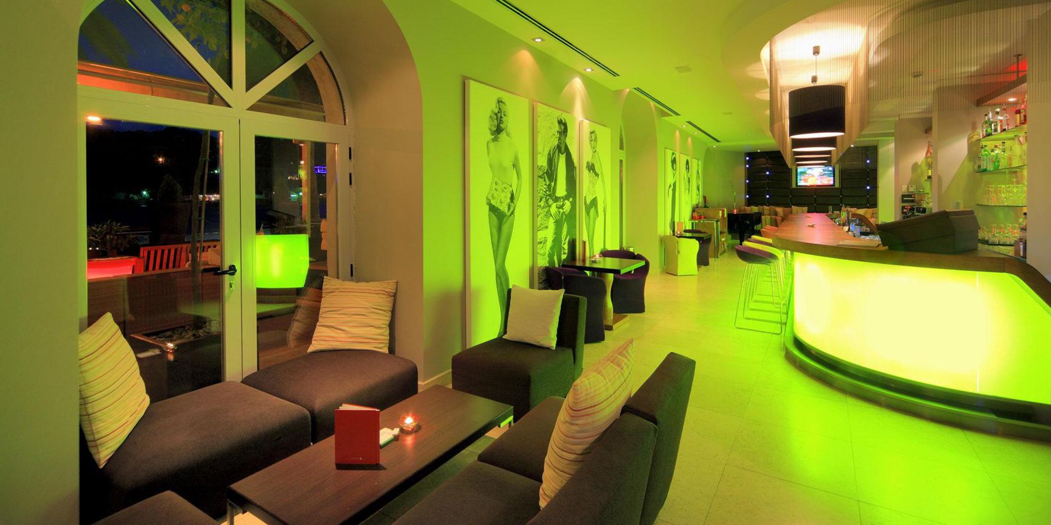 Riva Yacht Harbour Hotel