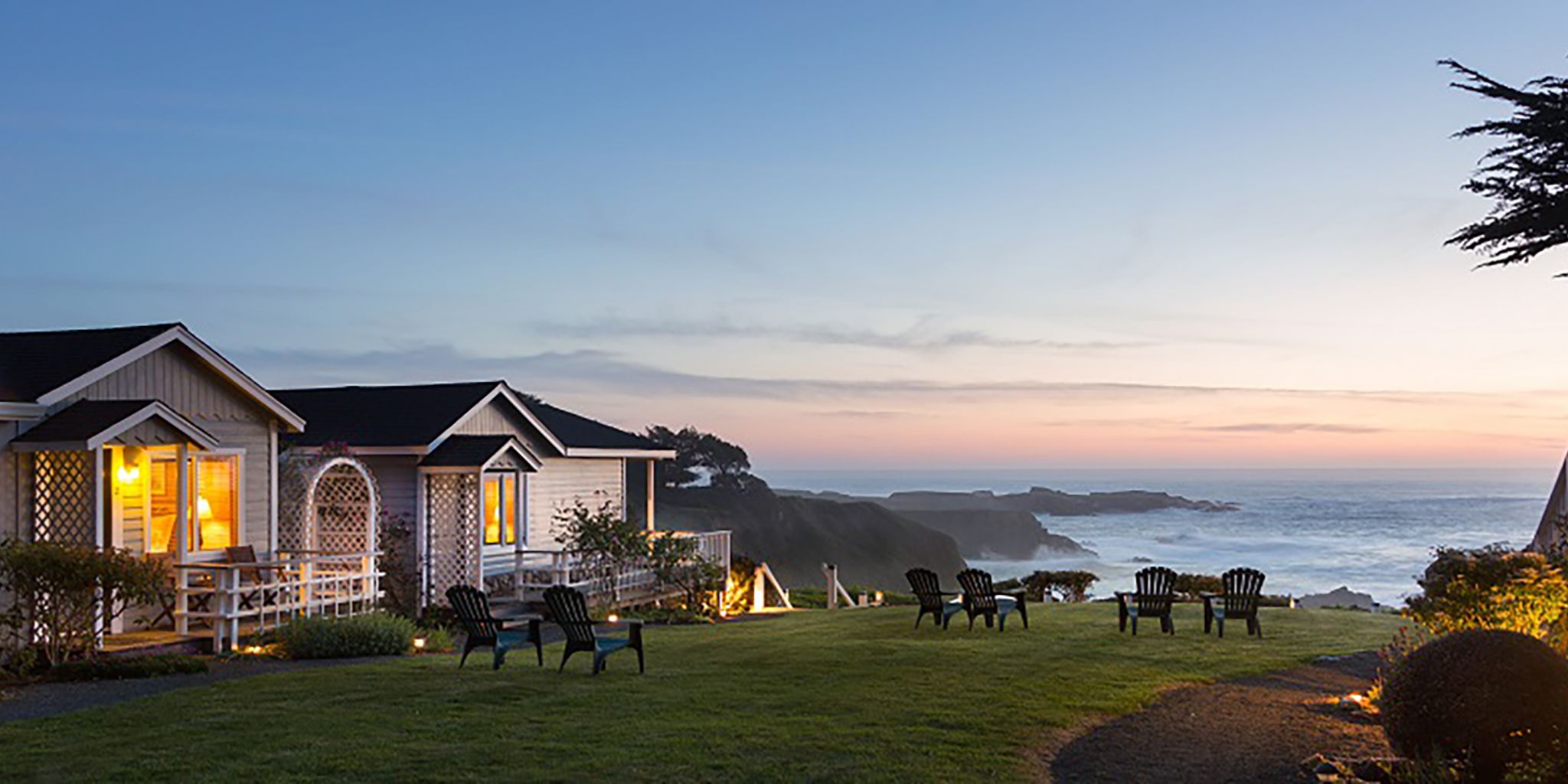 Mendocino Lodging with the Finest Luxuries Nov 25, · The Sea Rock Inn, a Mendocino Bed and Breakfast, offers romantic ocean view cottages and suites overlooking the Northern California Coast. Snuggle up in front of a fireplace or unwind in a two-person More soaking tub while watching the sun setting over the rugged coastline. Come to the Sea Rock for comfort, privacy and the beauty of 5/5().