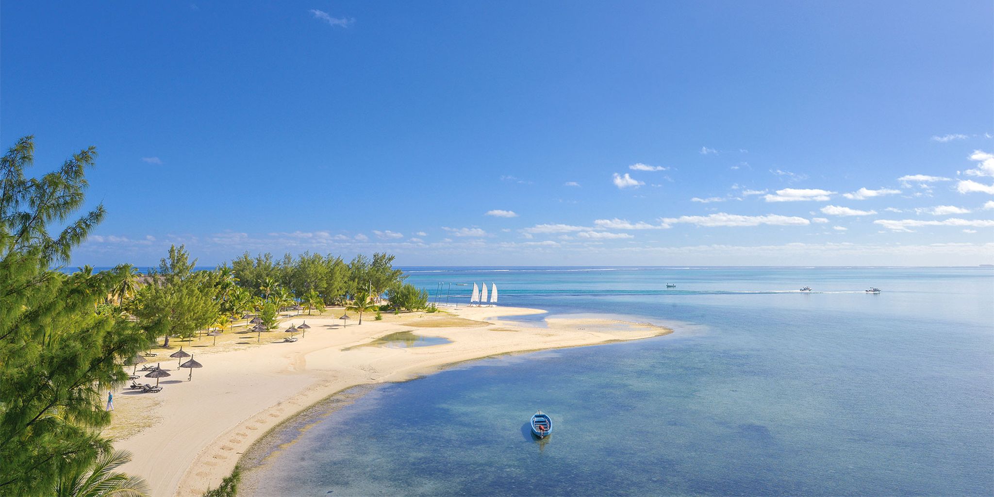 Paradis Beachcomber Golf Resort & Spa