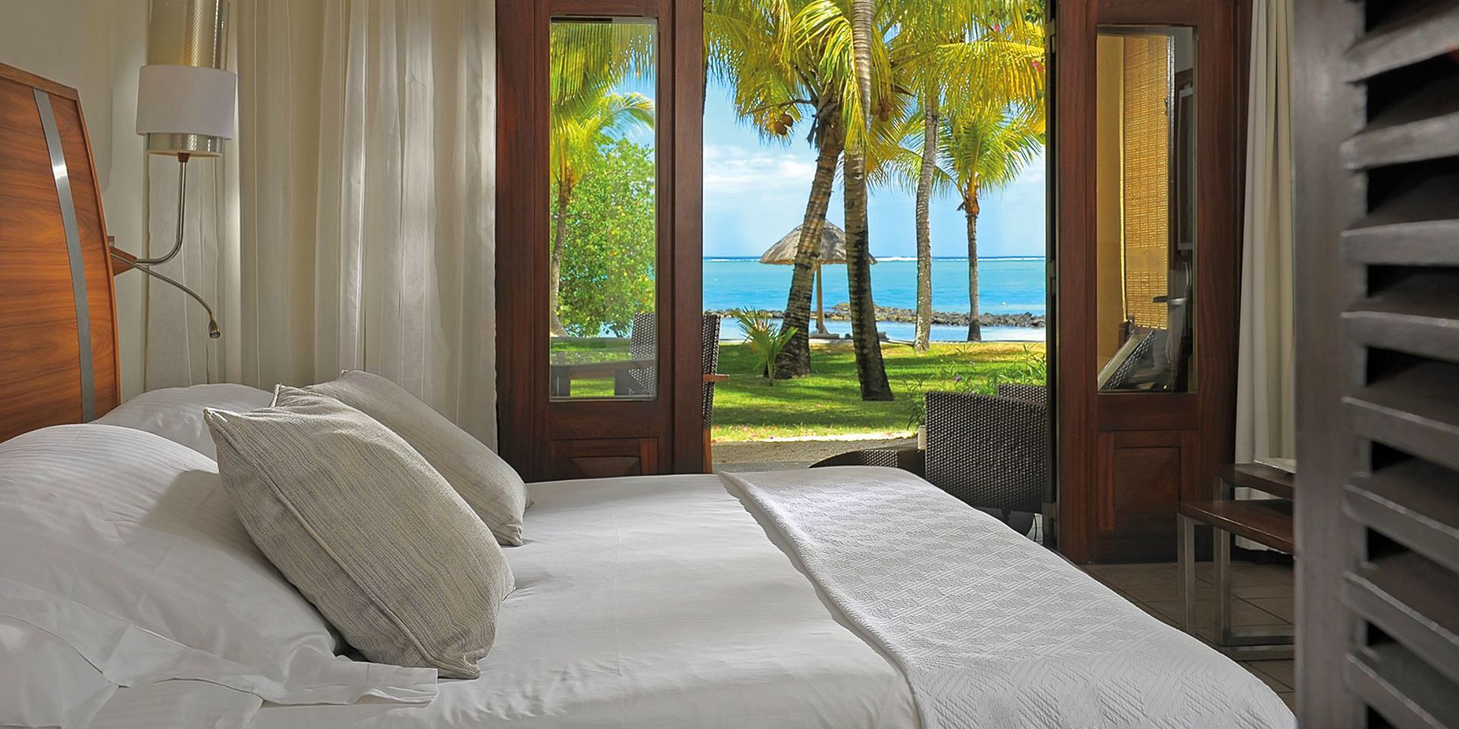 Paradis Beachcomber Golf Resort & Spa