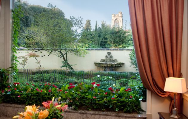 Florence, Italy,Sina Villa Medici, Autograph Collection