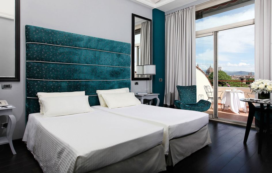 Sina Villa Medici, Autograph Collection