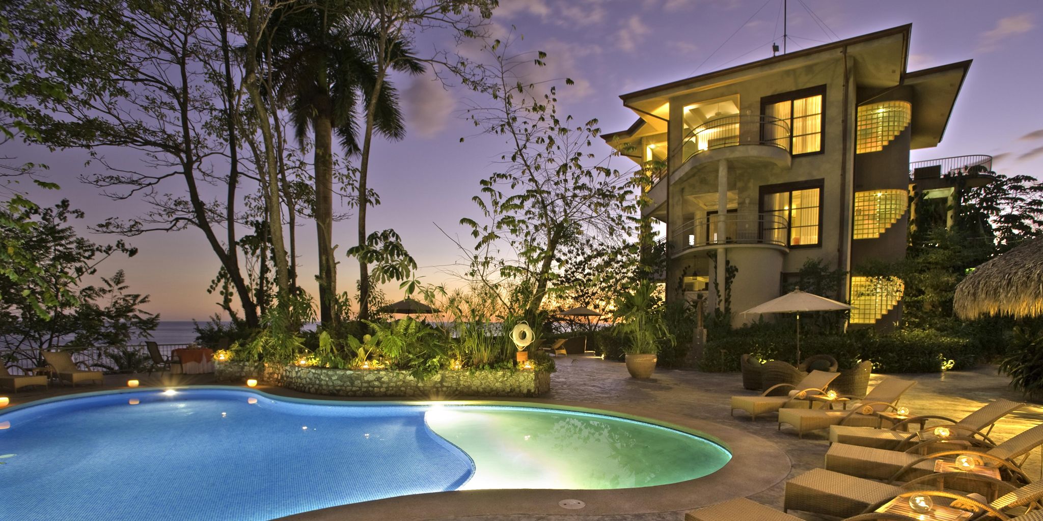 Arenas del Mar Beachfront & Rainforest Resort