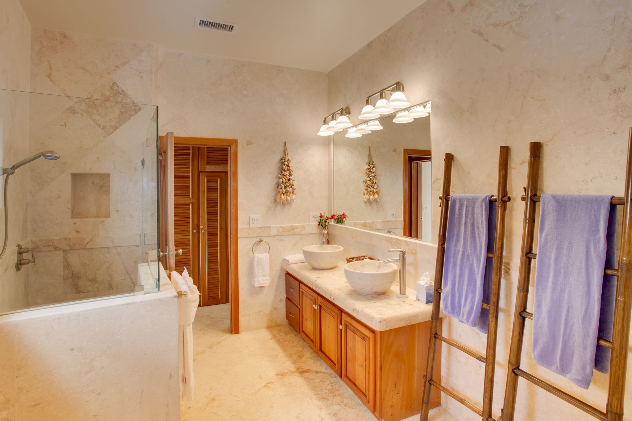 Belizean Cove Estates