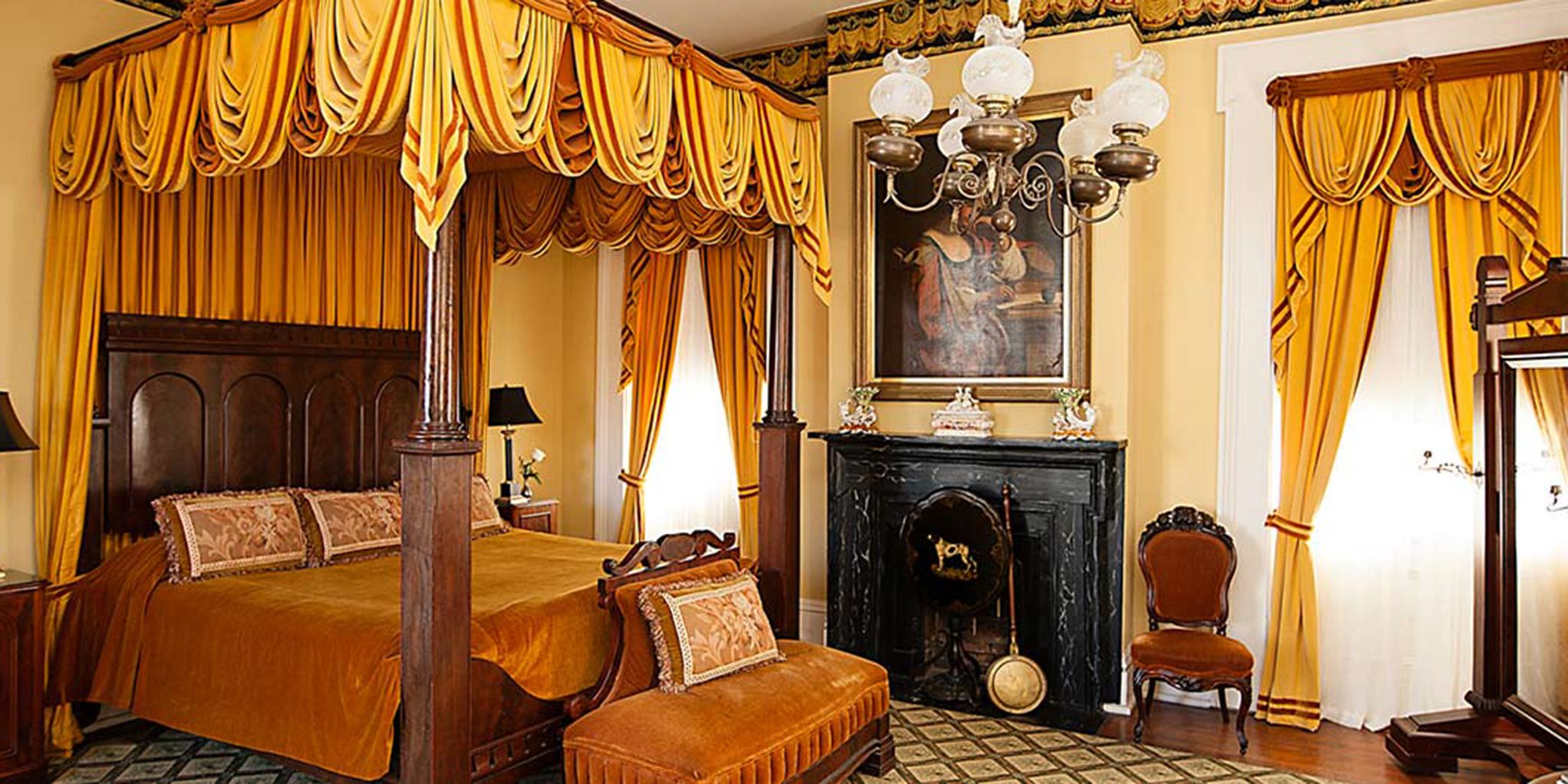 Monmouth Historic Inn