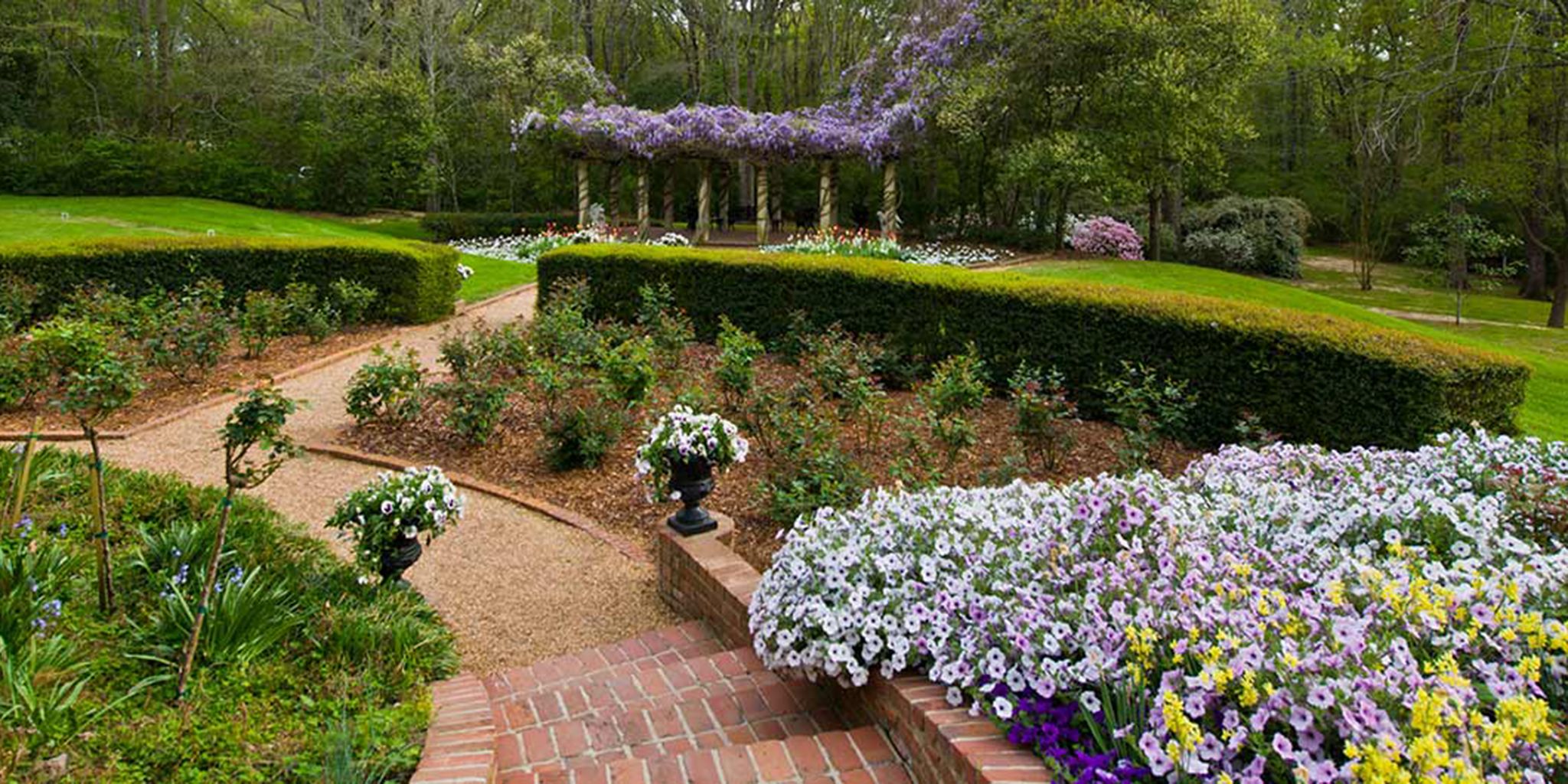 Monmouth Historic Inn