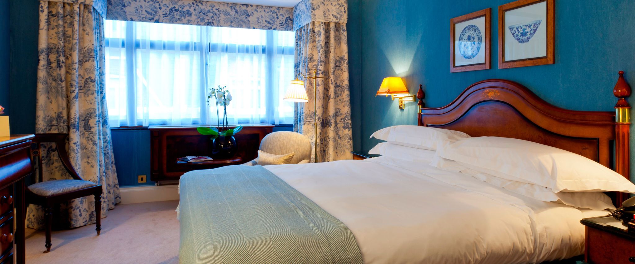 The Capital Hotel, Apartments & Townhouse