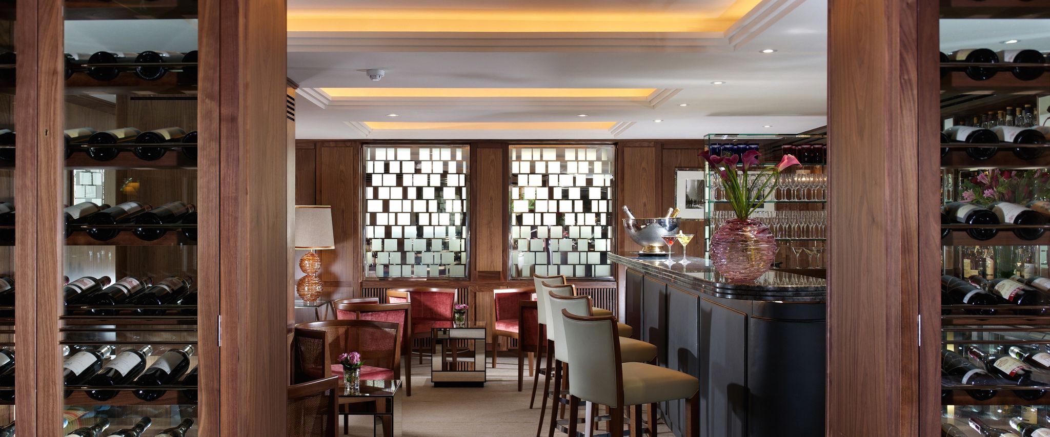 The Capital Hotel, Apartments & Townhouse