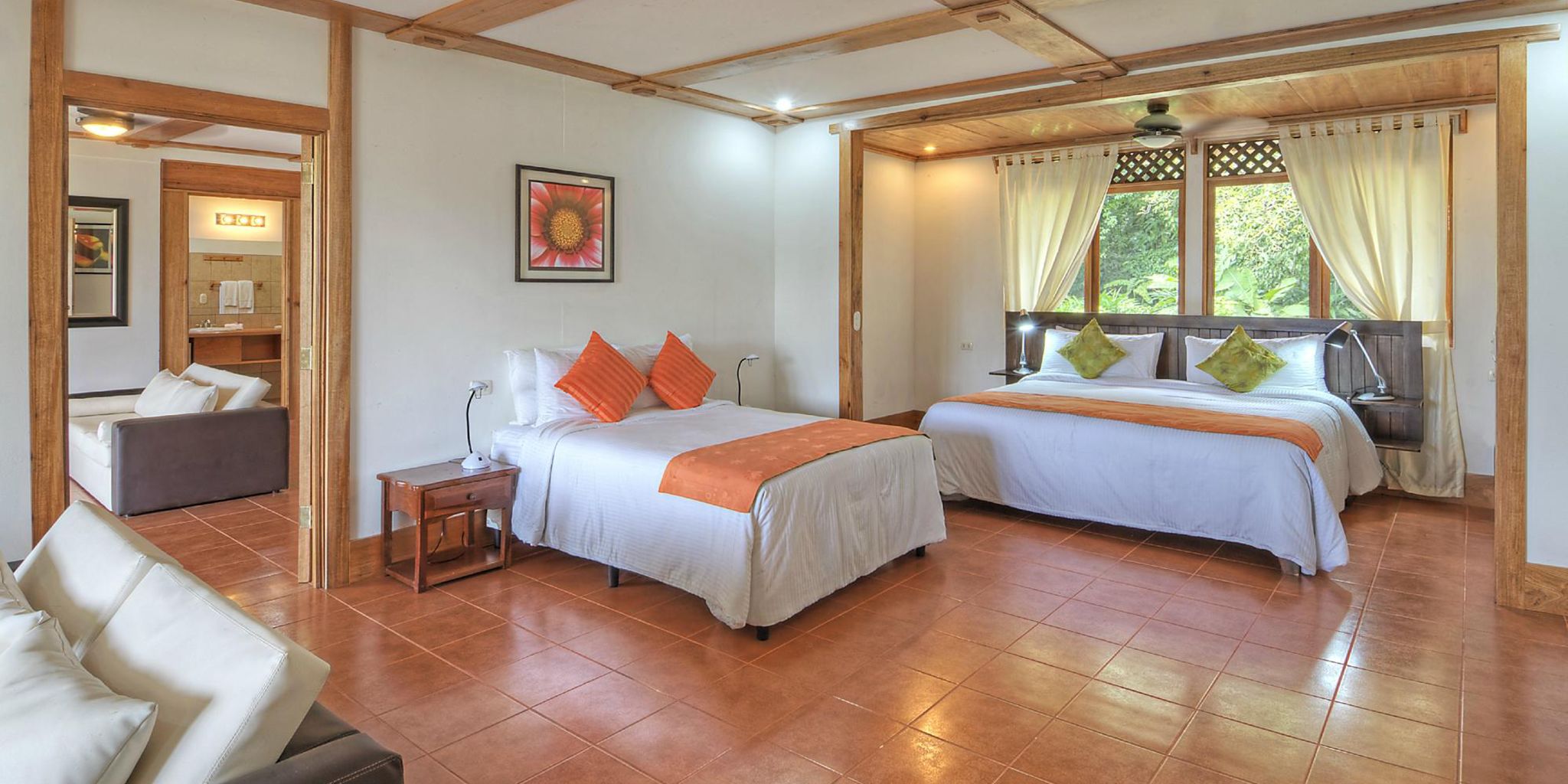 Tortuga Lodge & Gardens