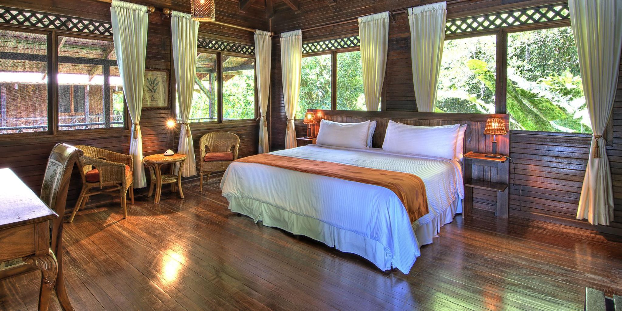 Tortuga Lodge & Gardens