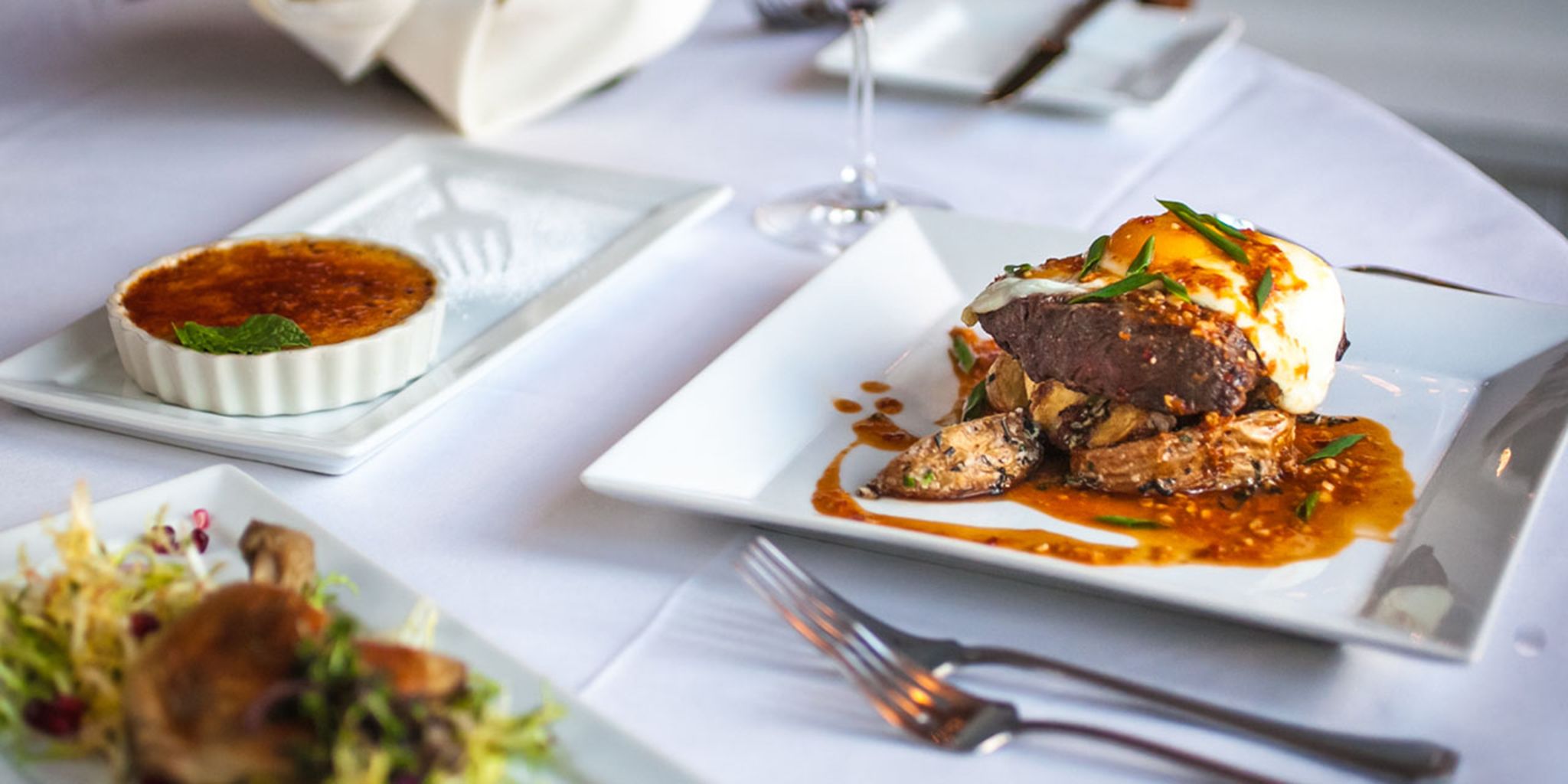 Red Clover Inn & Restaurant