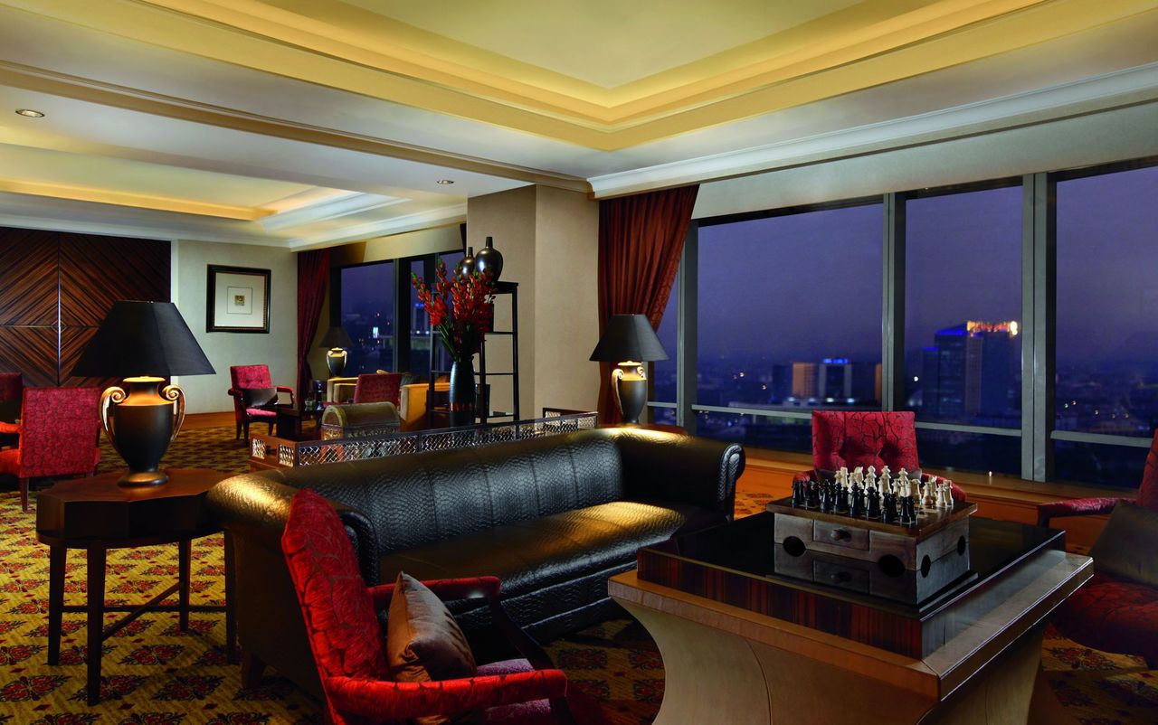 The Ritz-Carlton, Jakarta, Mega Kuningan