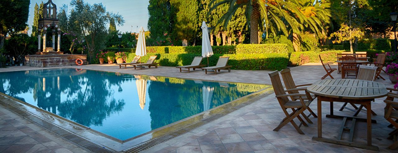 Argentikon Luxury Suites