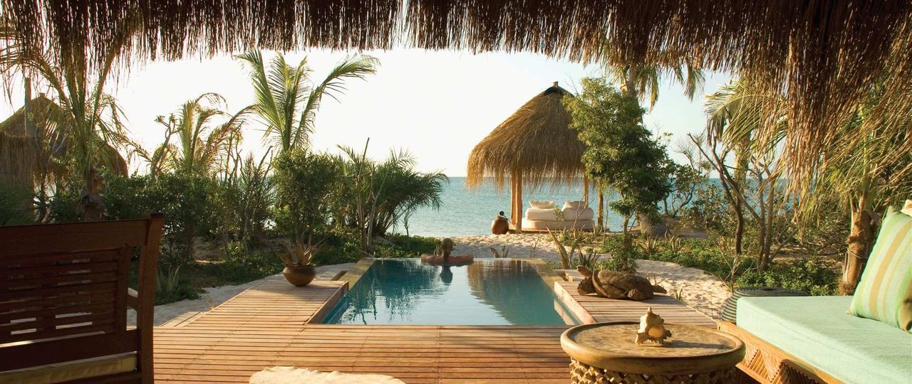 Azura Benguerra Island