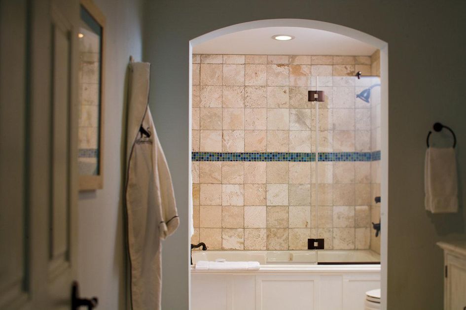 The Reluctant Panther Inn and Restaurant