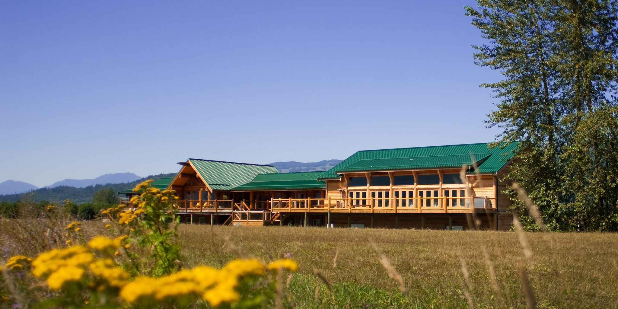 Fraser River Fishing Lodge & Resort