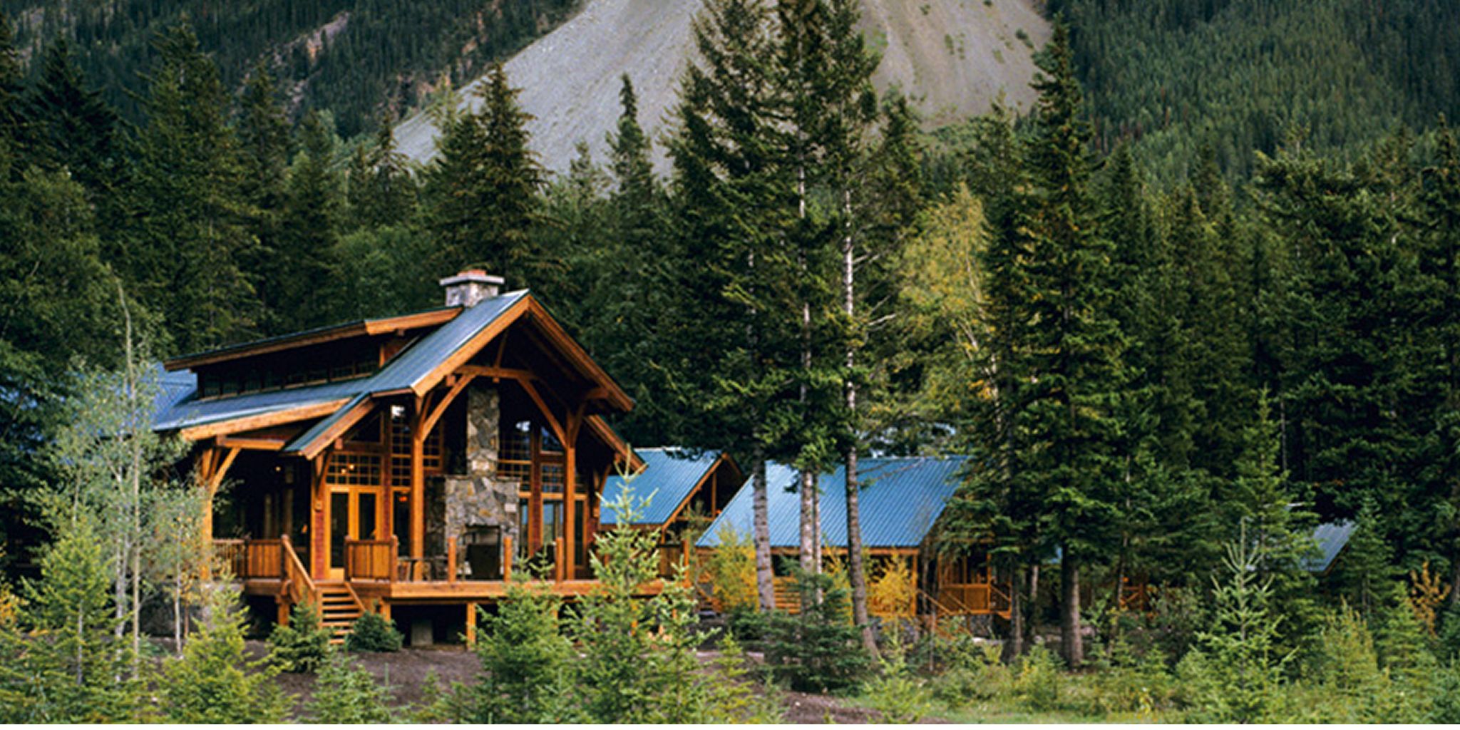 Cathedral Mountain Lodge  Chalets in Field Canada 