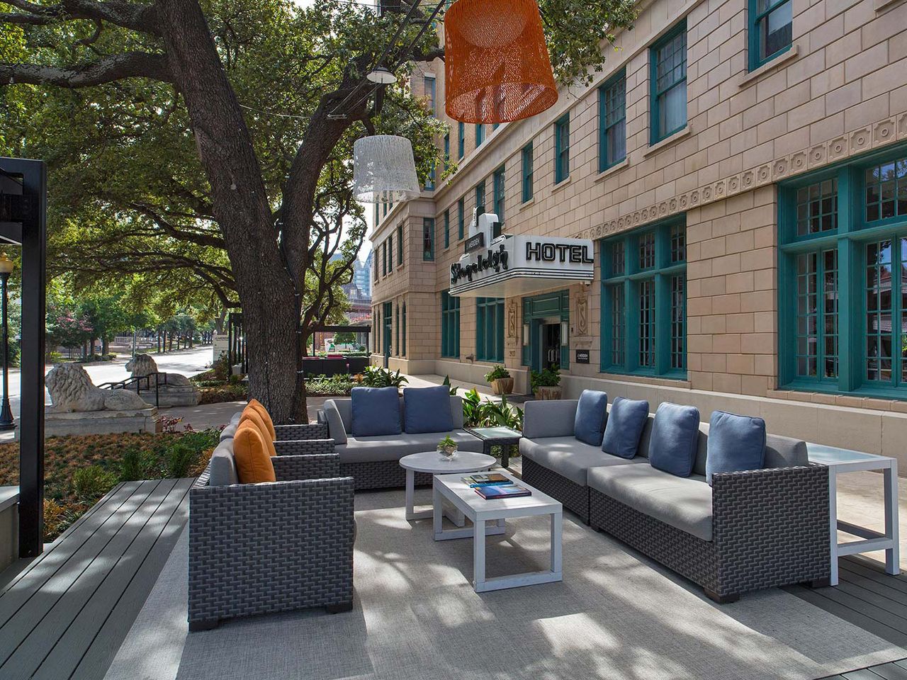 Le Méridien Dallas, The Stoneleigh