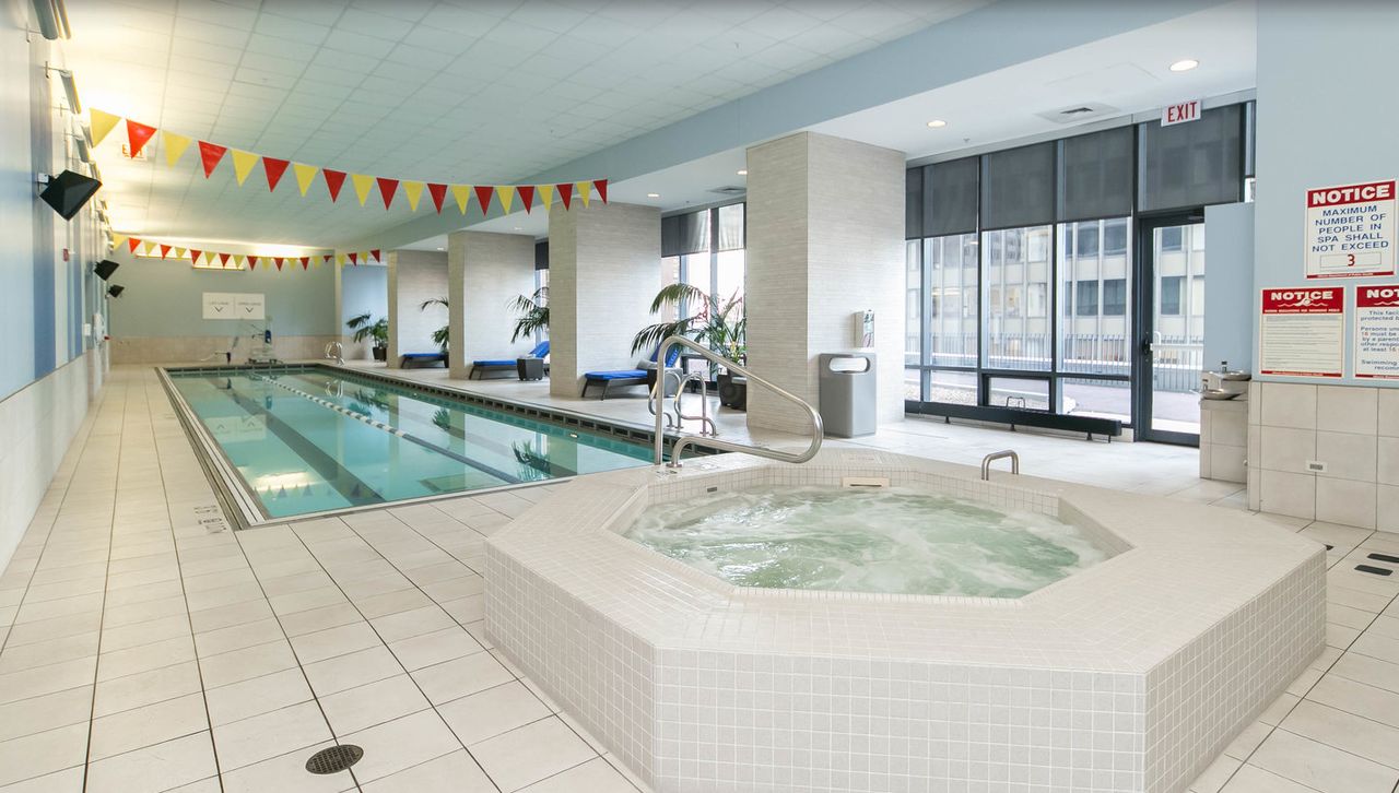 Radisson Blu Aqua Hotel