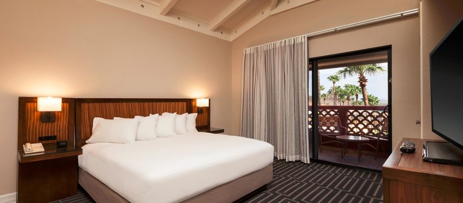 Pointe Hilton Tapatio Cliffs Resort