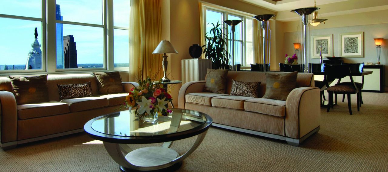 Loews Philadelphia Hotel