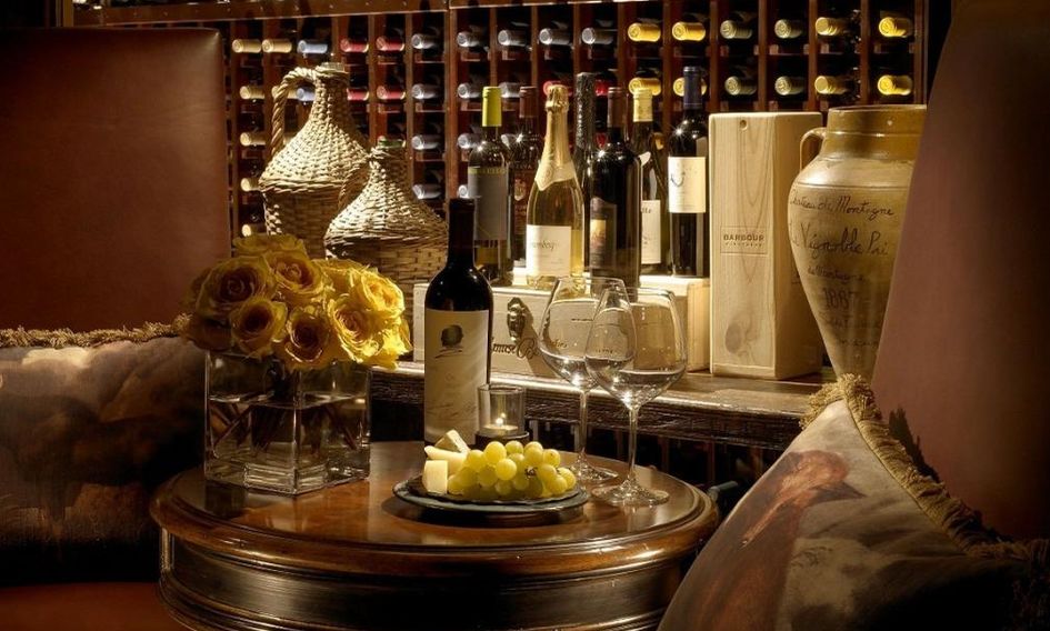 Rustic Inn Creekside Resort & Spa 