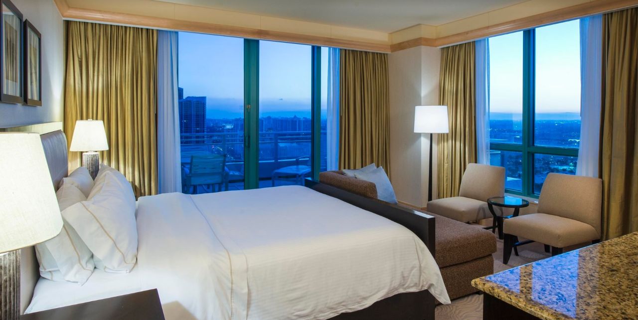 The Diplomat Beach Resort Hollywood, Curio Collection by Hilton