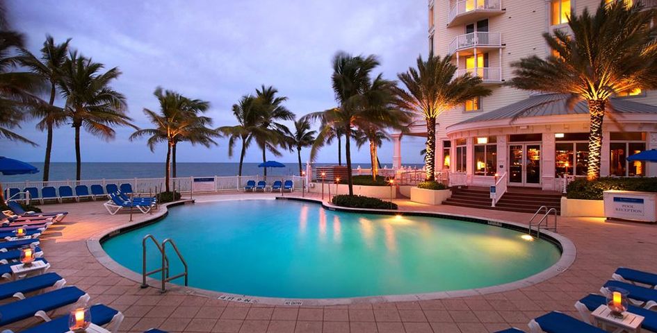 Pelican Grand Beach Resort