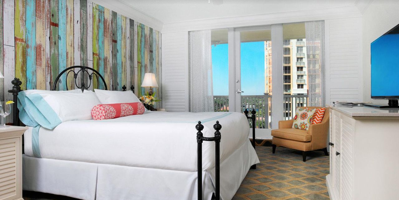 Pelican Grand Beach Resort