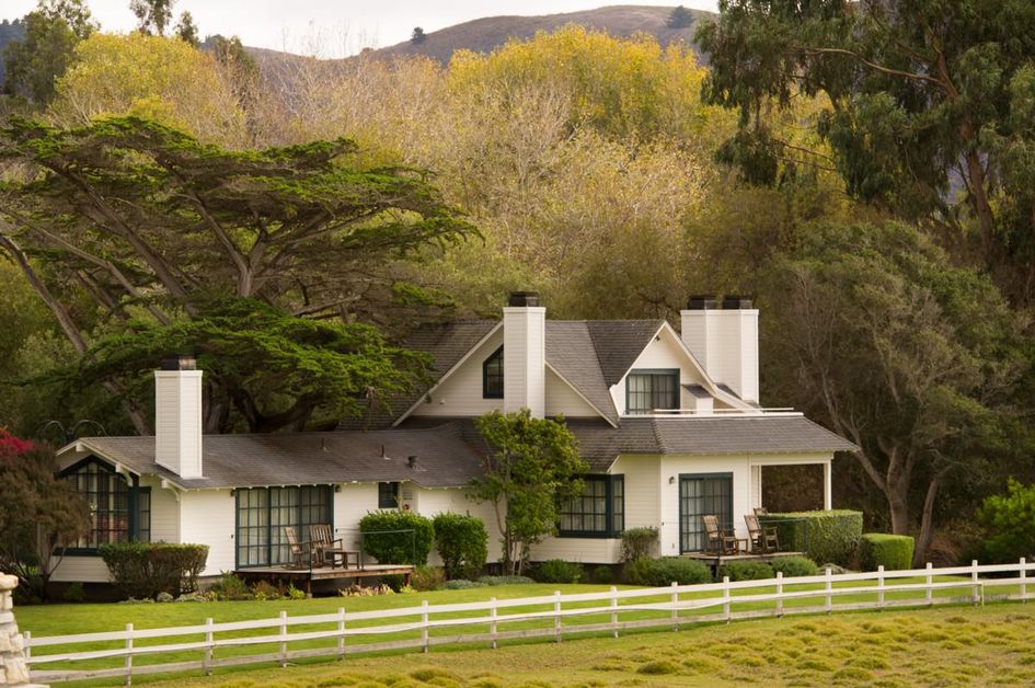 Mission Ranch Hotel and Restaurant