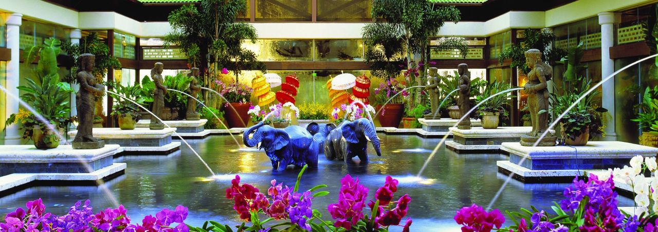 Loews Royal Pacific Resort at Universal Orlando