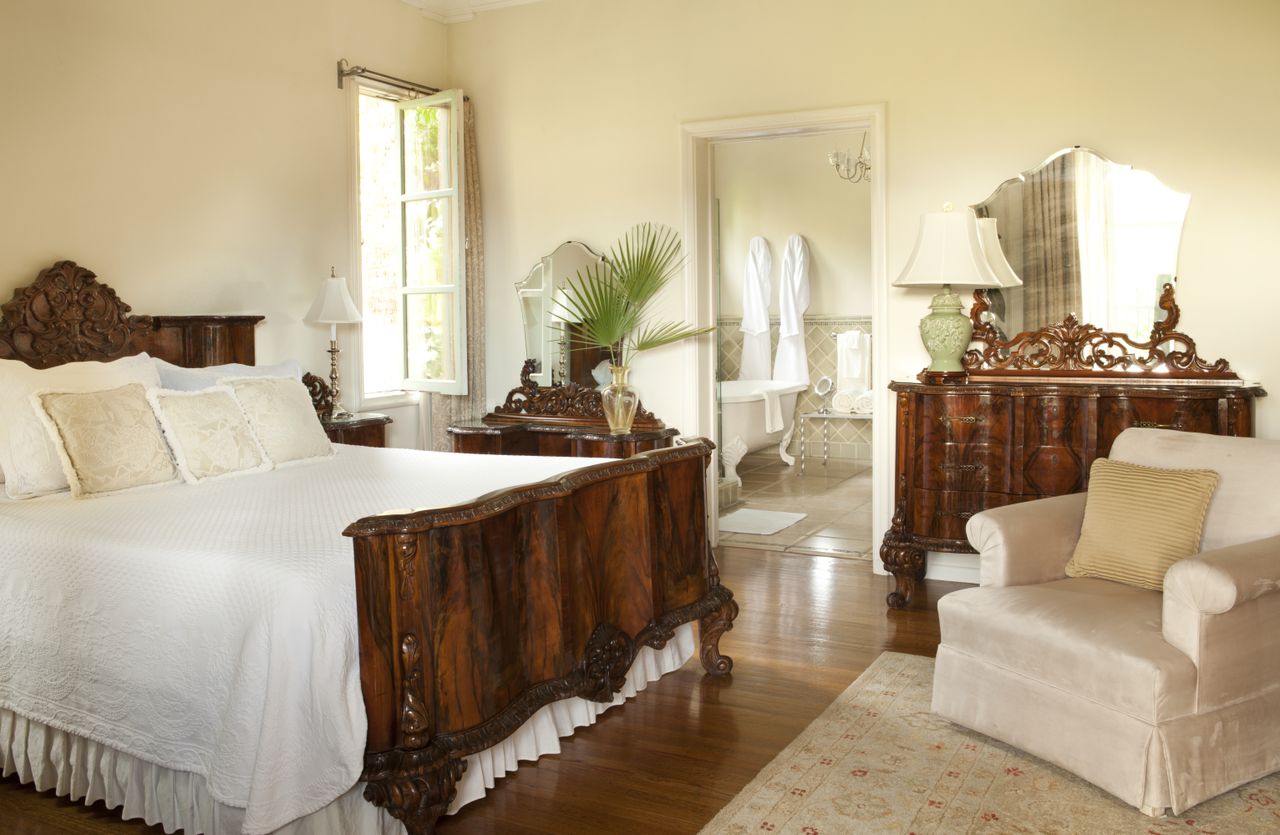 The Willows Historic Inn