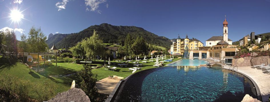 Hotel Adler Dolomiti Spa & Sport Resort
