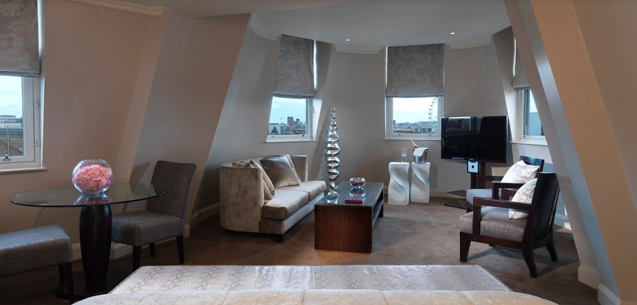 Radisson Blu Edwardian Mercer Street Hotel