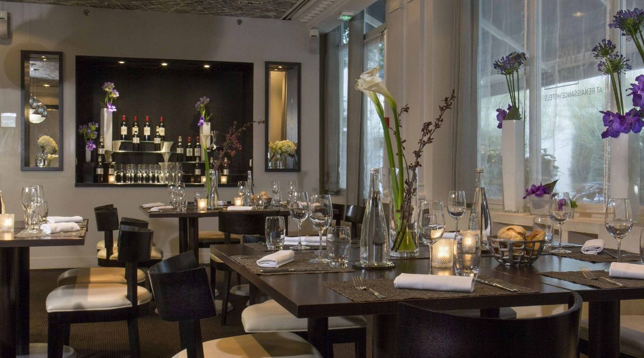 Renaissance Paris Le Parc Trocadero Hotel