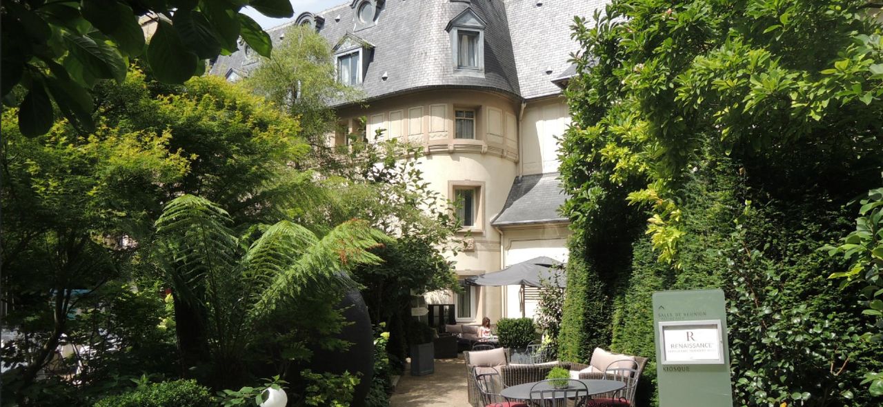 Renaissance Paris Le Parc Trocadero Hotel