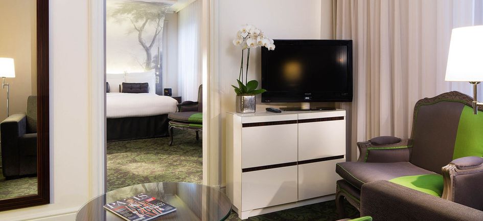 Renaissance Paris Le Parc Trocadero Hotel