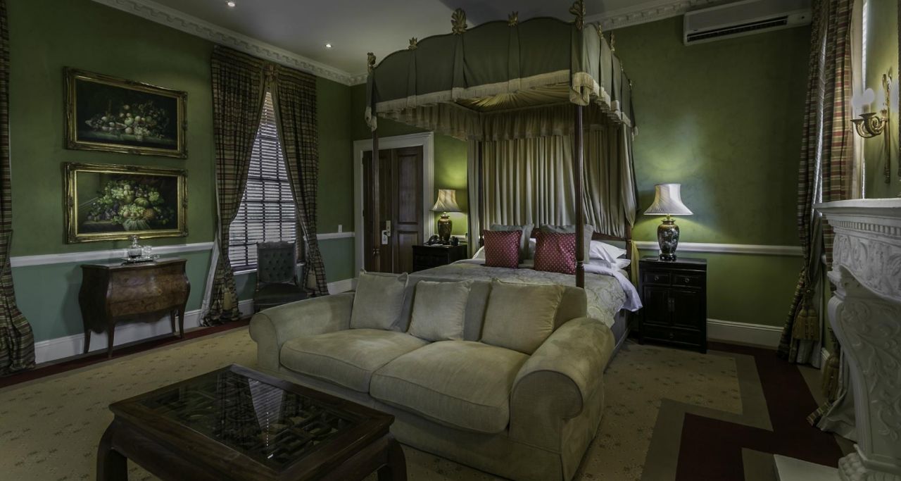 Fairlawns Boutique Hotel & Spa