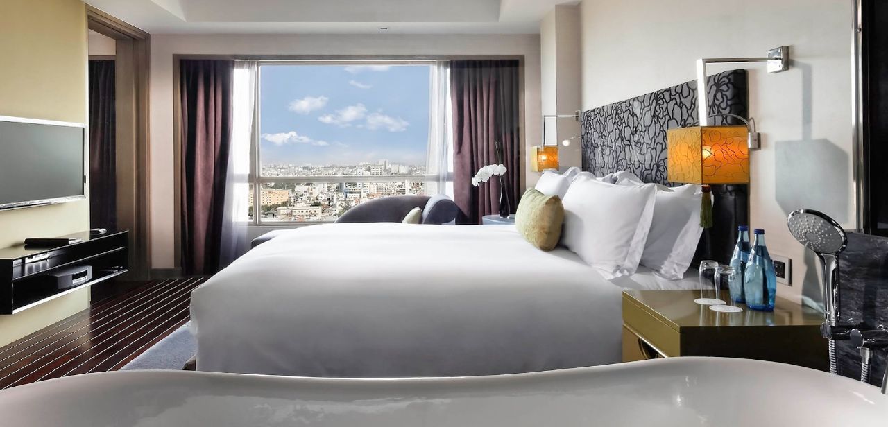 Sofitel Saigon Plaza