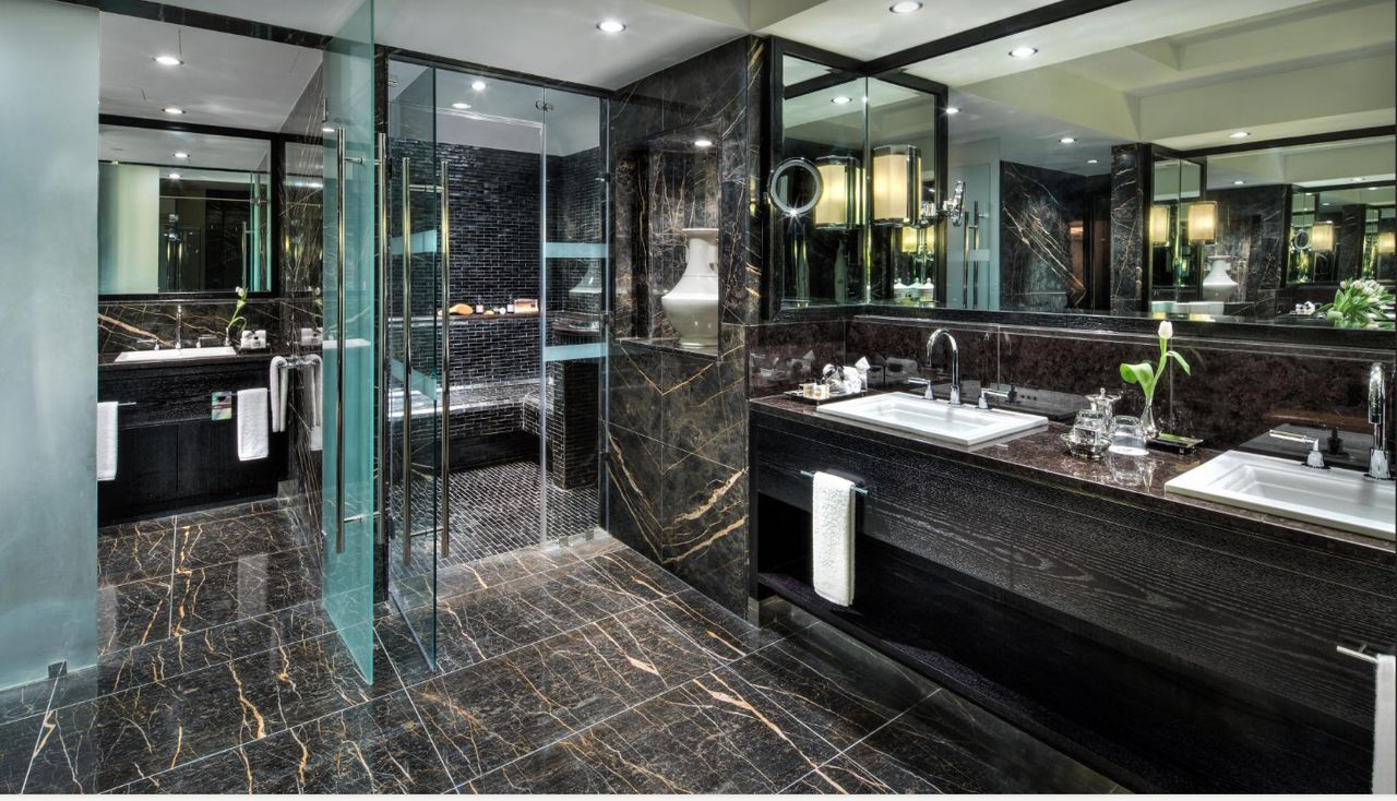 Fairmont Cairo, Nile City