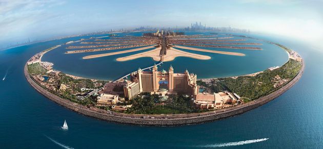 Club room/suite, 1 King bed, at Atlantis, The Palm