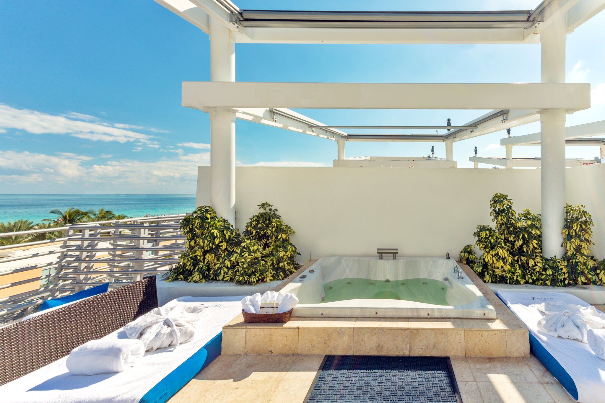 z ocean hotel south beach in miami beach, florida